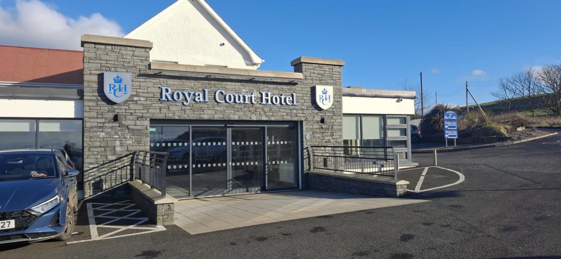 Royal Court Hotel พอร์ตรัช ภายนอก รูปภาพ