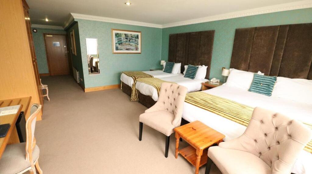 Royal Court Hotel พอร์ตรัช ภายนอก รูปภาพ